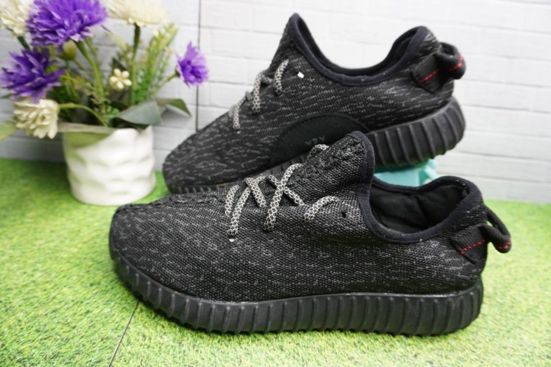 Adidas Yeezy Boost 350 Pirate Black Size 39 Insole 24 cm MAde in