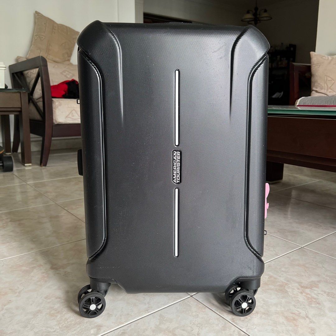 American Tourister Technum Spinner 55 20 Black Cabin Luggage