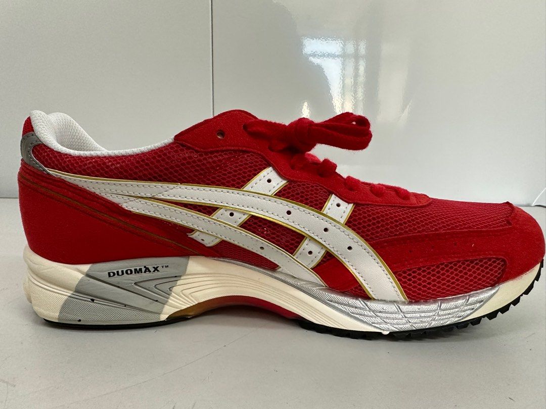 Asics freaks japan store