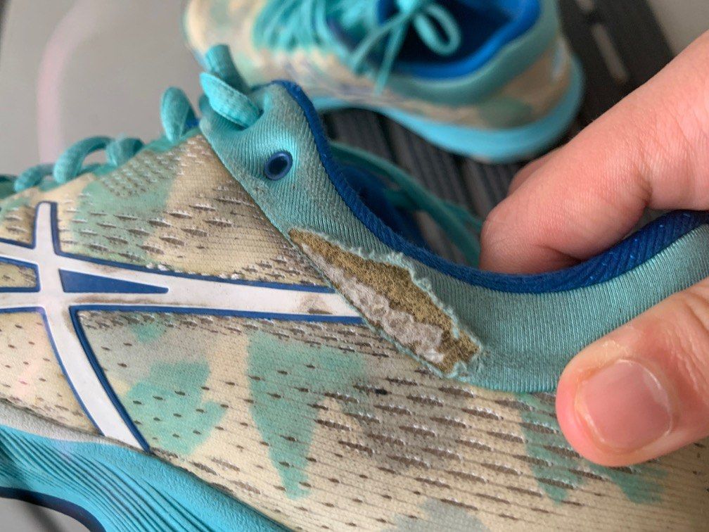 asics netball sneakers