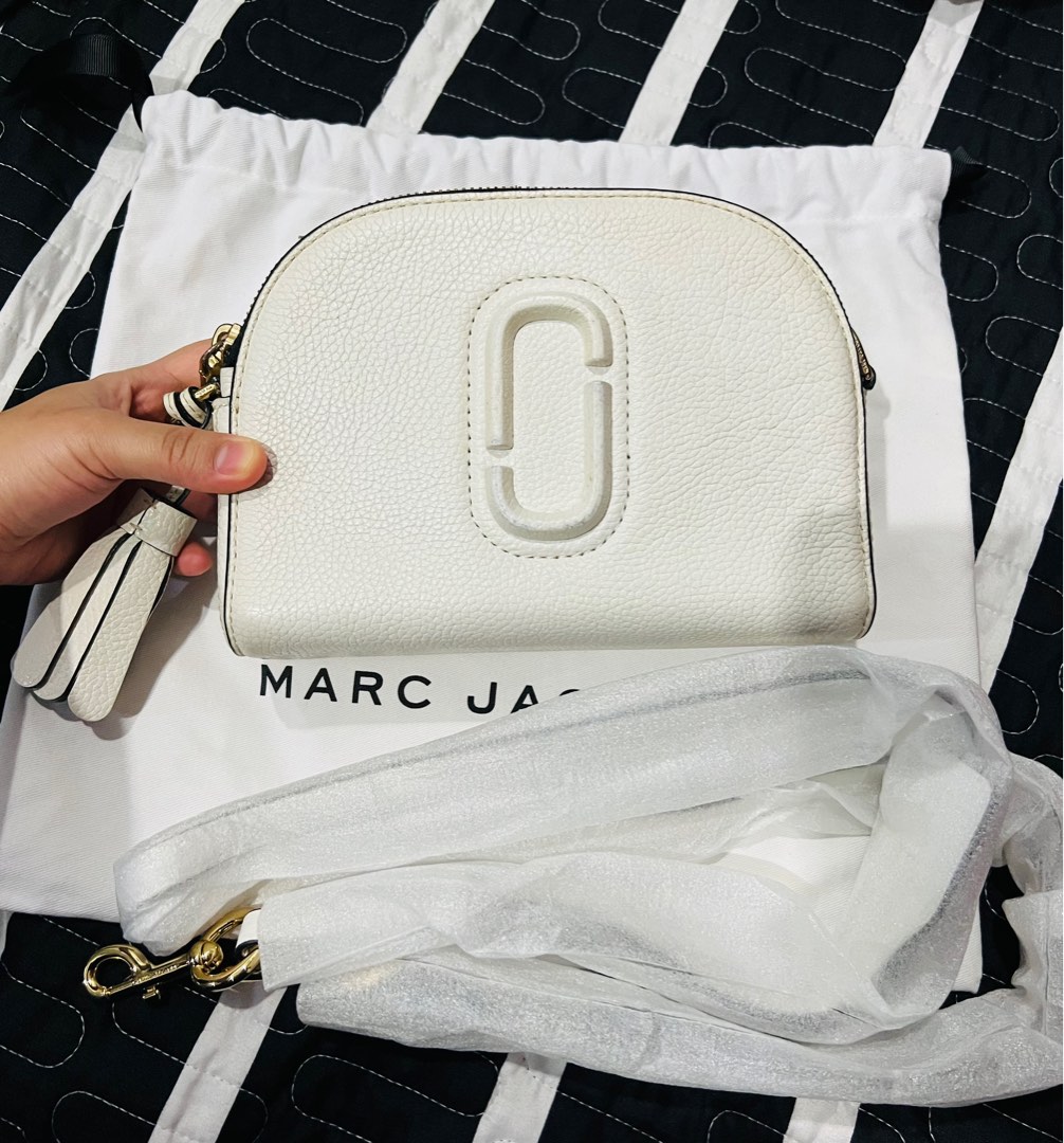 Authentic Marc Jacobs Camera Bag, Women's Fashion, Bags & Wallets