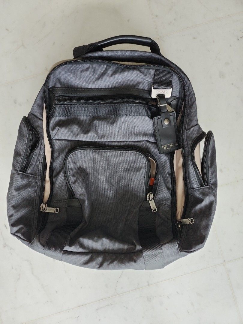 Tumi gilman brief pack clearance