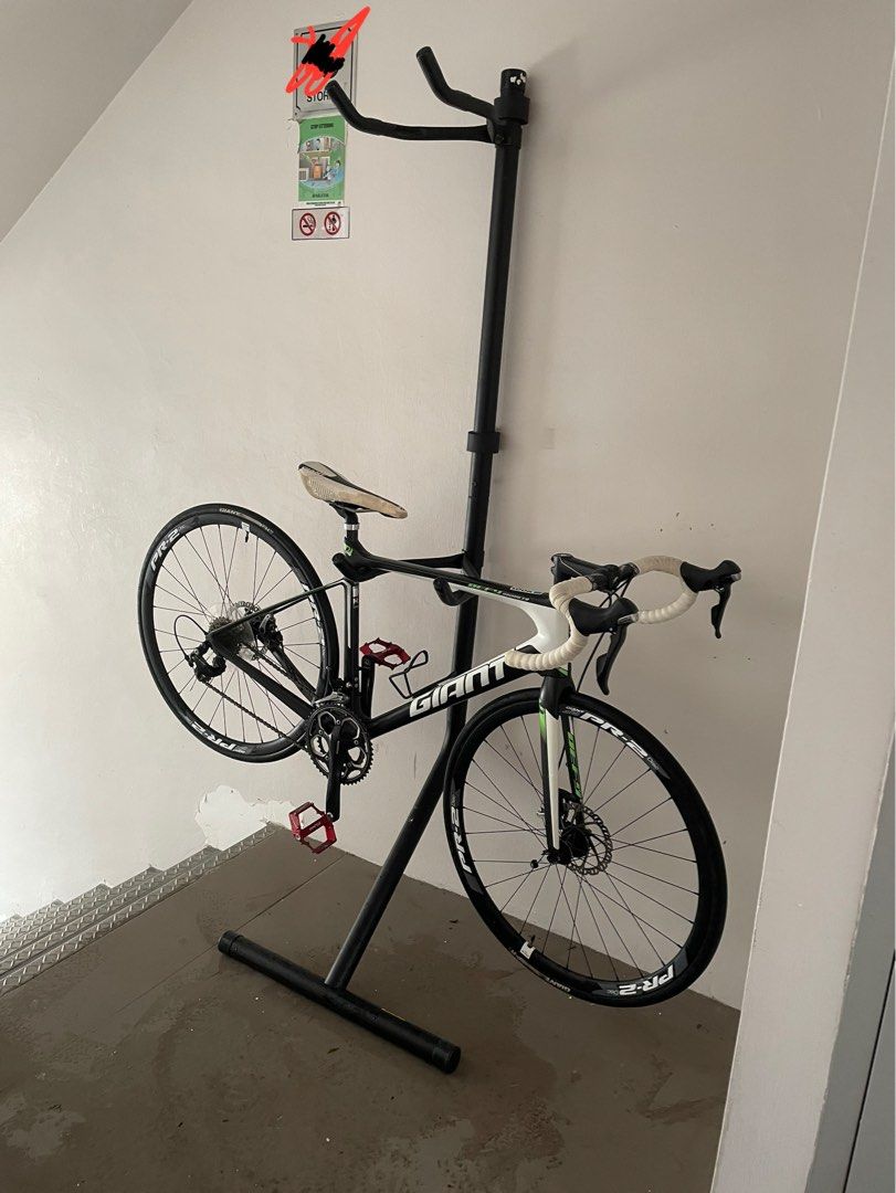 Bicycle rack, Sports Equipment, Bicycles & Parts, Parts & Accessories
