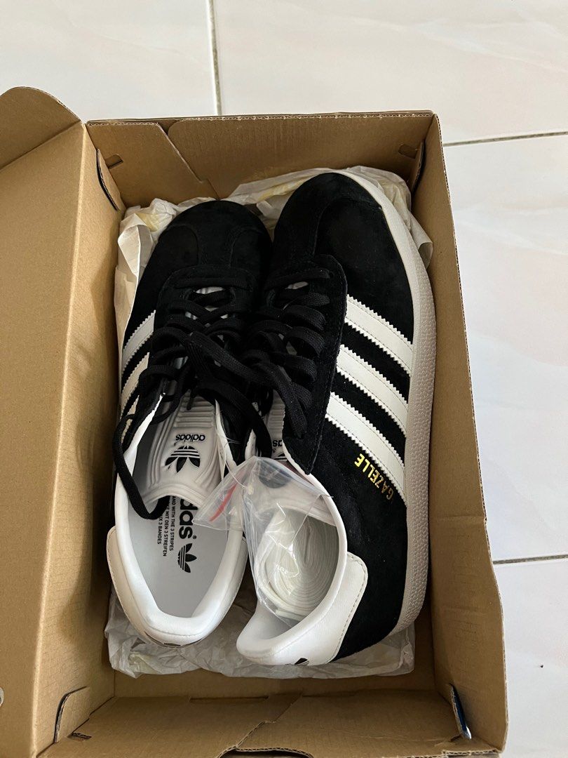 Adidas originals store gazelle indoor pigskin