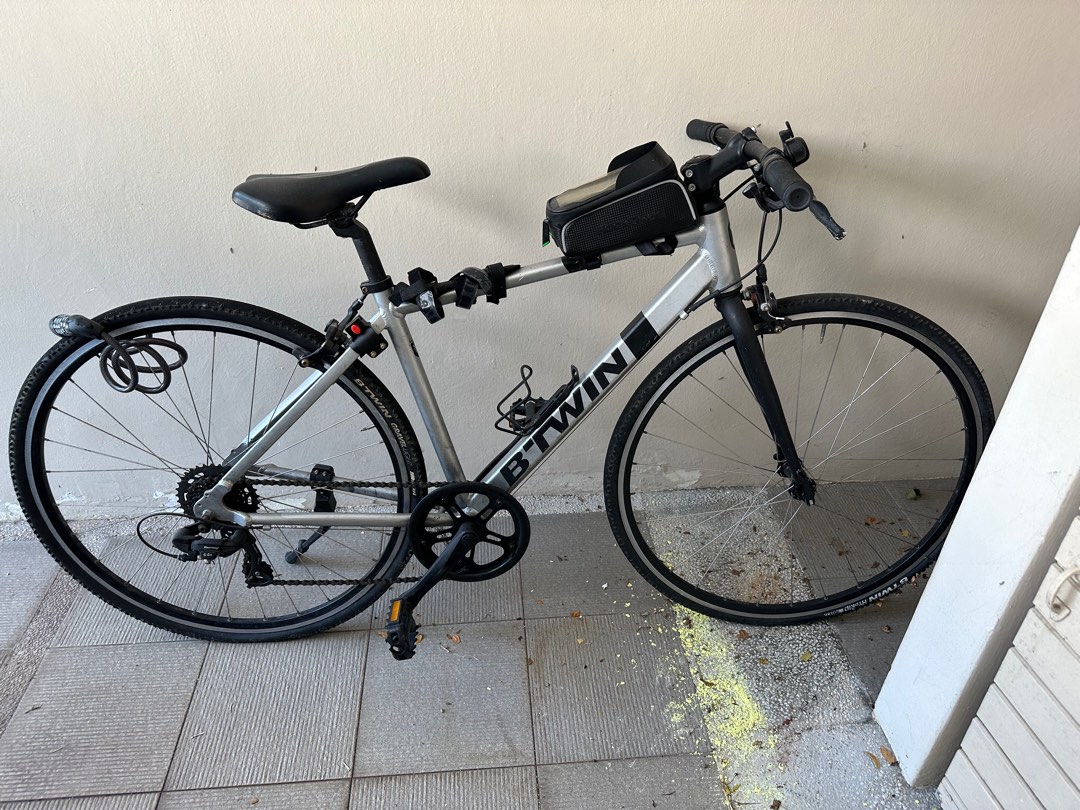 BTWIN Hybrid bike (decathalon), Sports Equipment, Bicycles & Parts ...