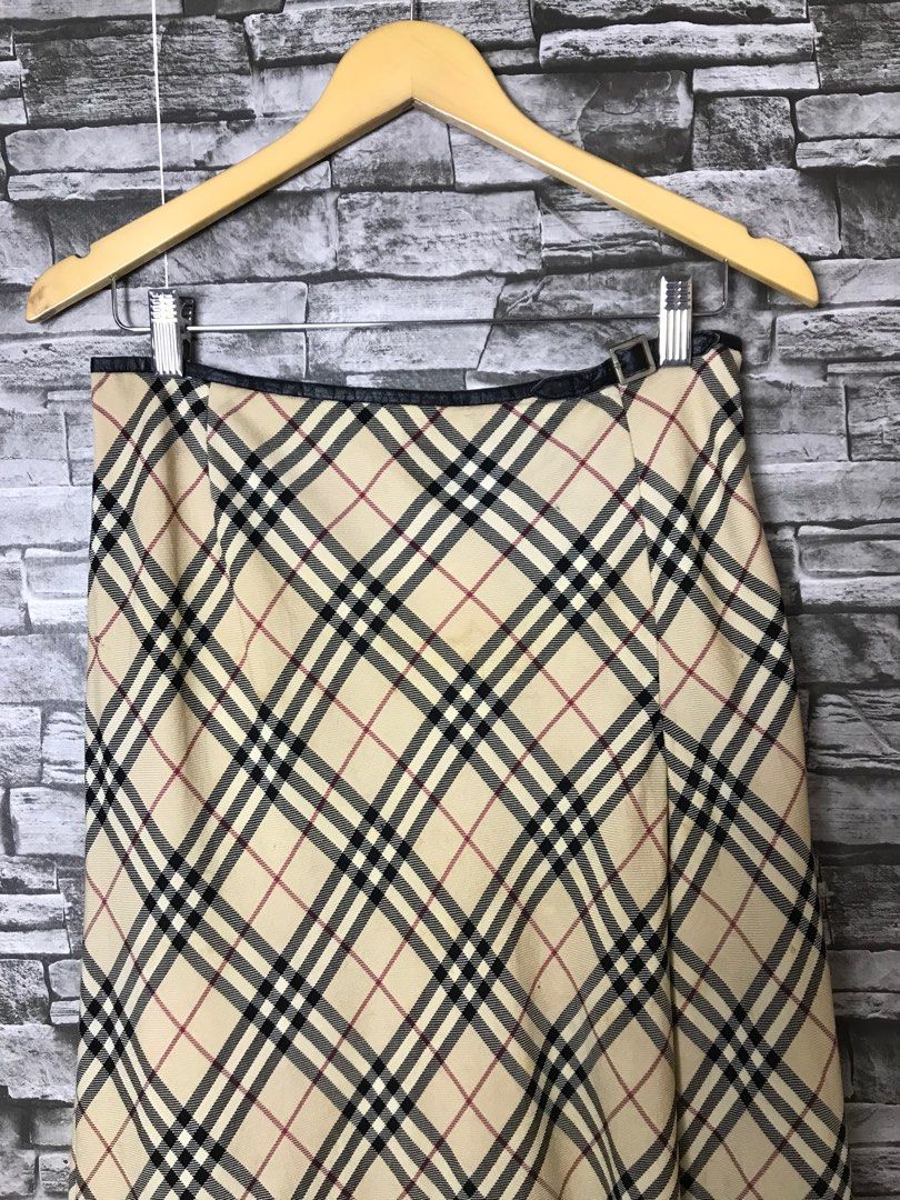 Burberry london skirt made in Japan, Women's Fashion, Bottoms, Skirts on  Carousell