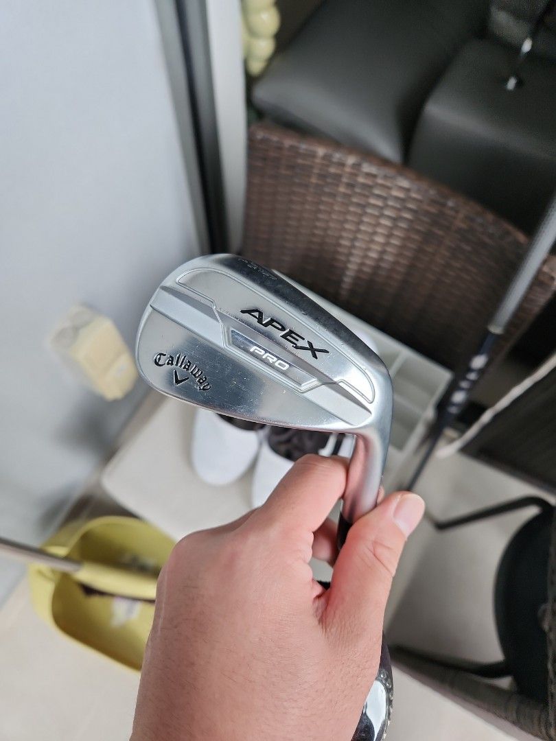 Callaway Apex Pro approach wedge, Sports Equipment, Sports & Games, Golf on Carousell