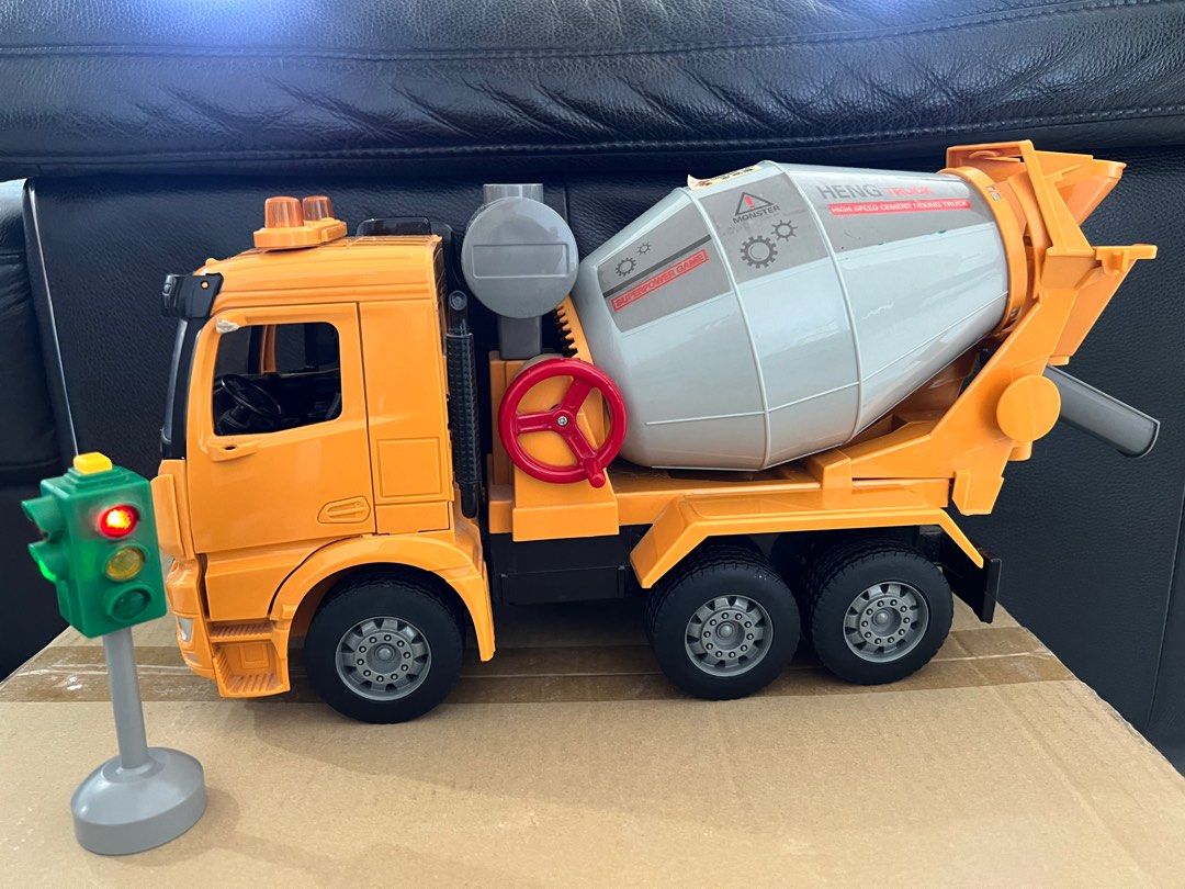 Cement mixer truck, Hobbies & Toys, Toys & Games on Carousell