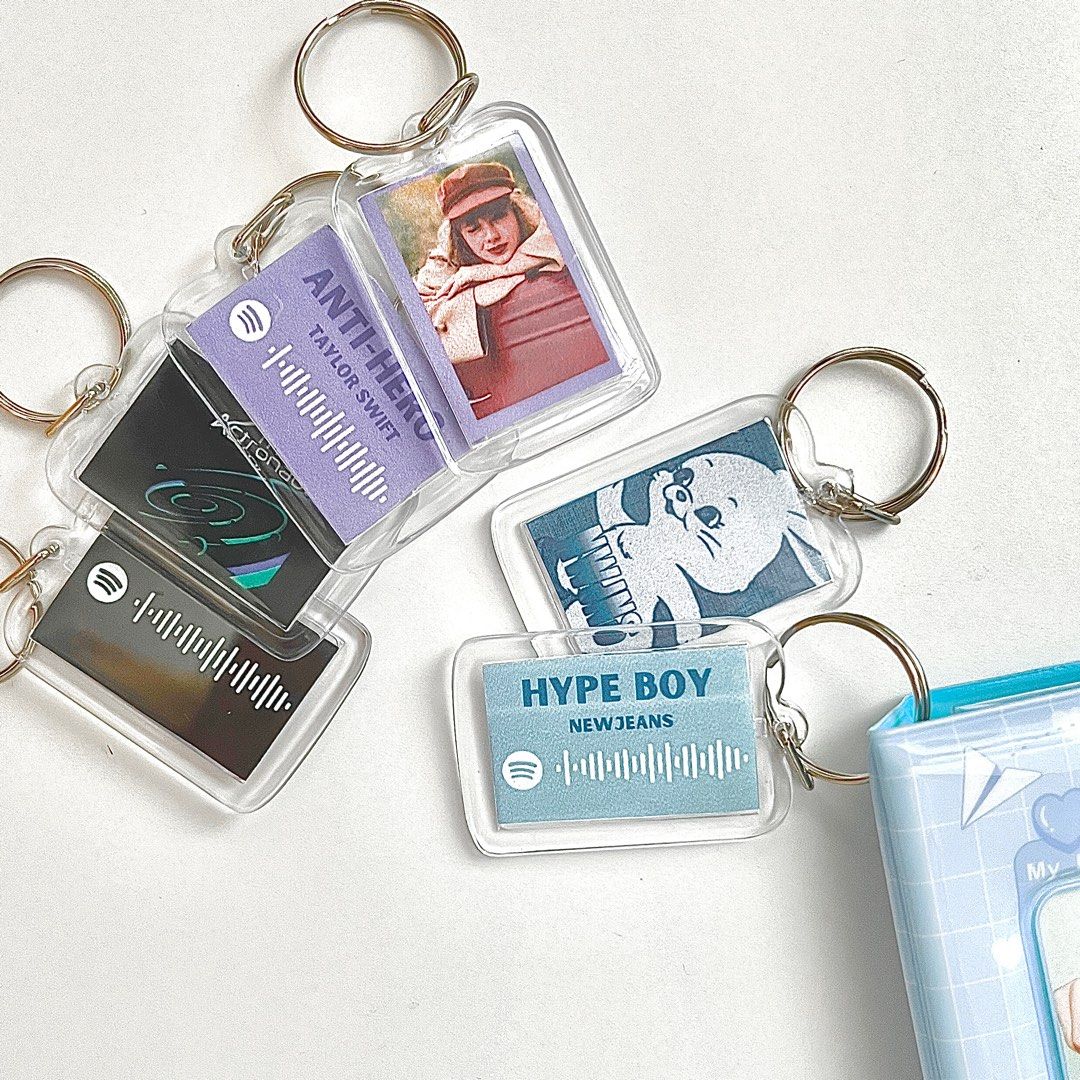 Kpop keyrings sale