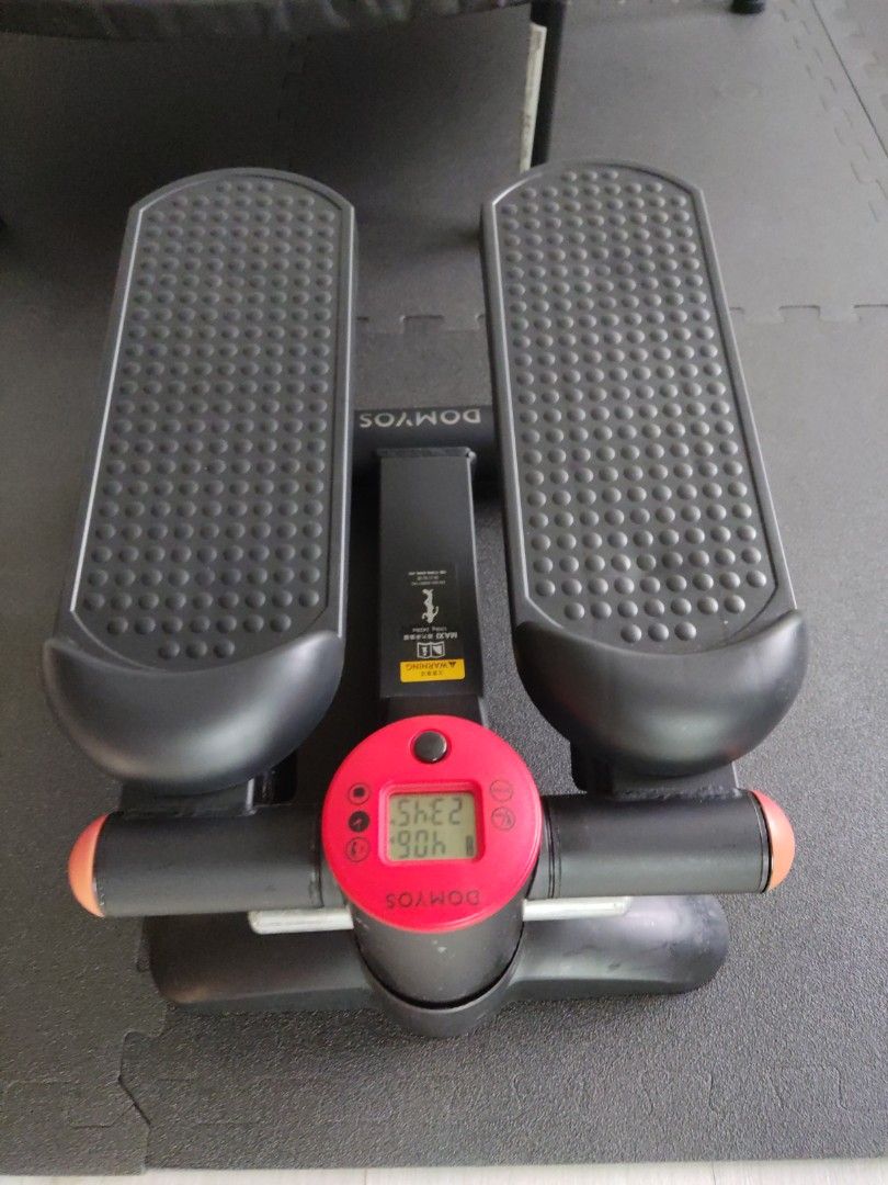 Decathlon Stepper (DOMYOS), Sports Equipment, Exercise & Fitness ...