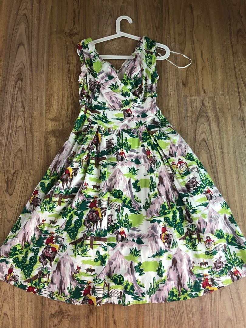 Emily and fin cowboy dress shop