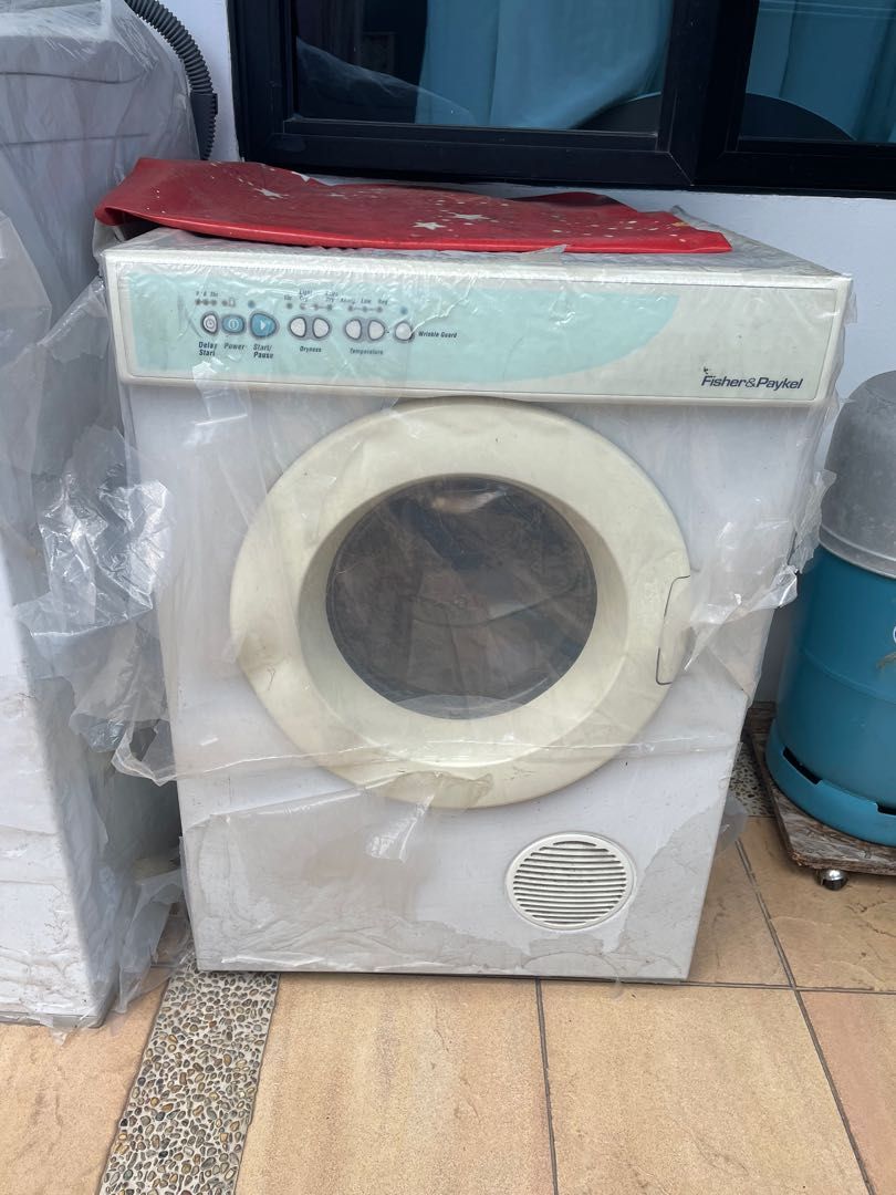 Fisher & Paykel clothes dryer good condition, TV & Home Appliances
