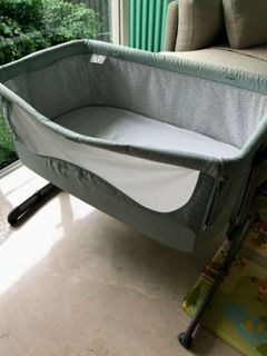 FOR FREE Baby Crib and Tub