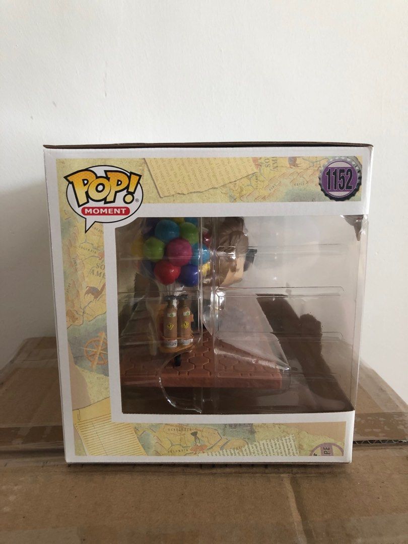 Funko Pop Moment! Carl & Ellie with balloon Cart Box Lunch Exclusive, Hobbies & Toys, Toys