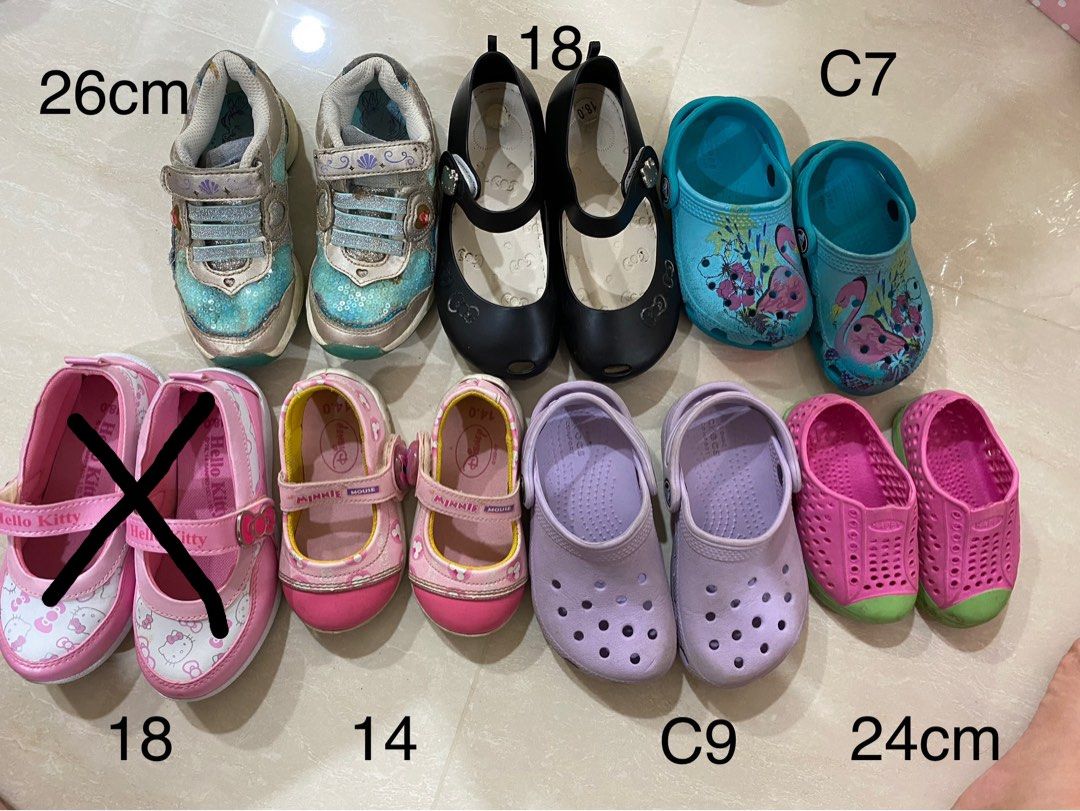 Girls shoes