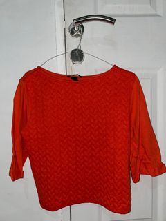 Hnm orange top