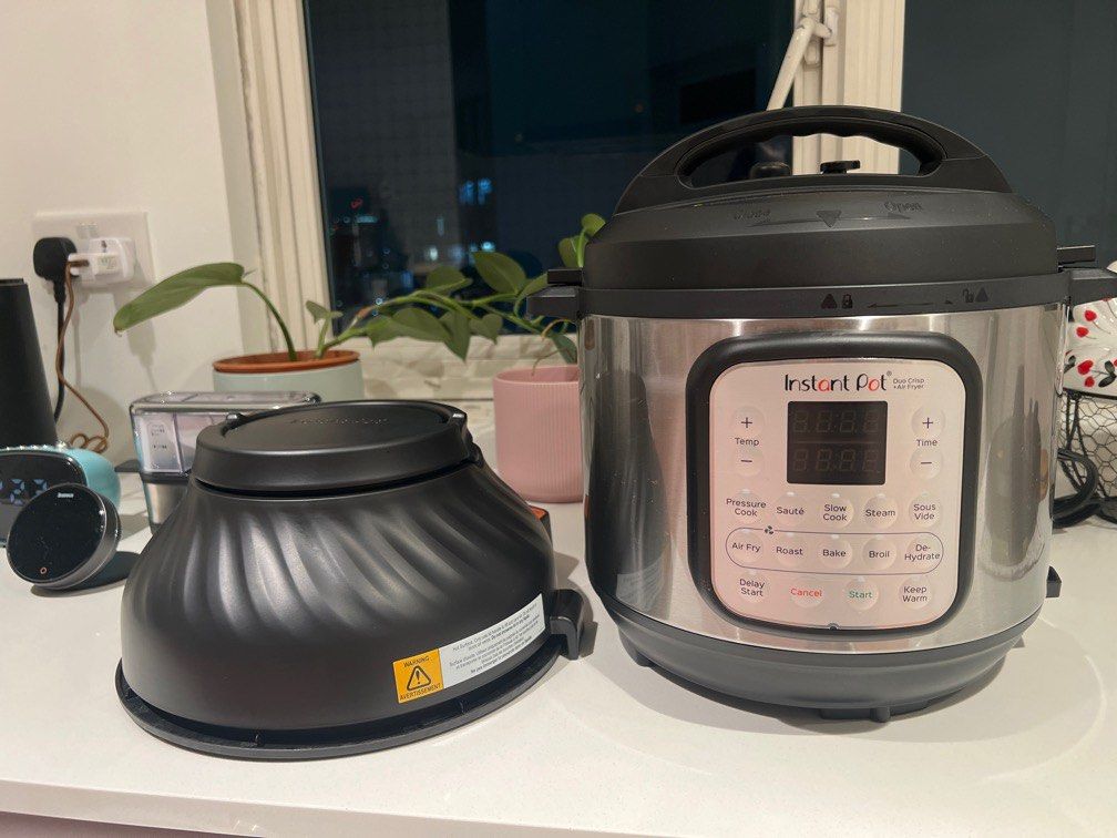 Instant Pot Duo Crisp + Air Fryer (6L), TV & Home Appliances, Kitchen