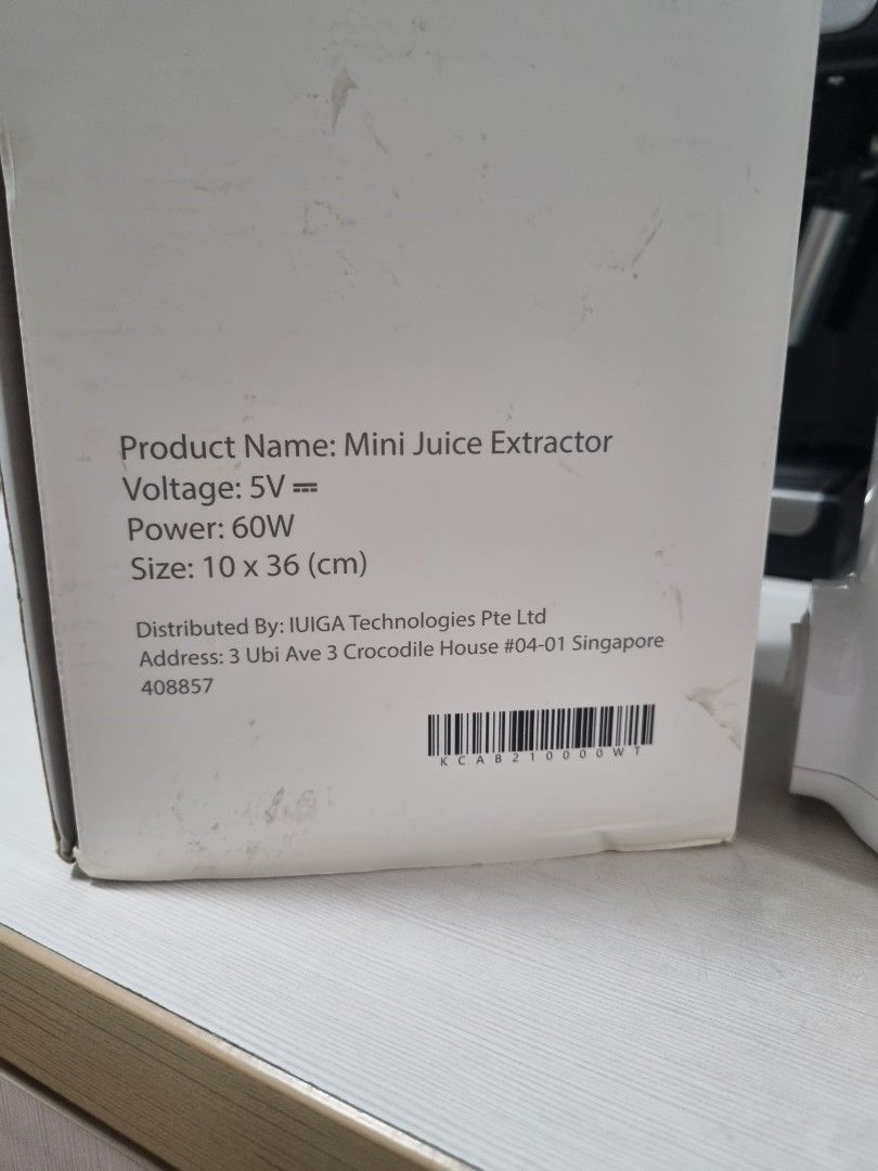 Iuiga Mini Juice Extractor, TV & Home Appliances, Kitchen Appliances