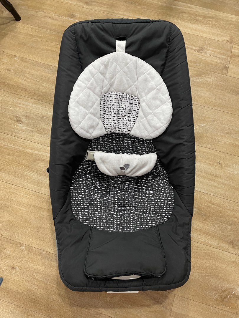 Joie dreamer 2025 baby bouncer dots