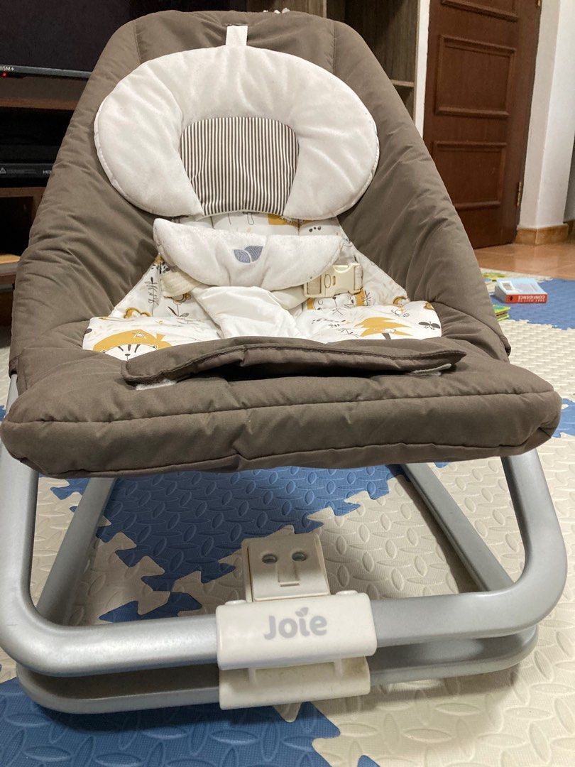 Joie rocking chair, Babies & Kids, Baby Nursery & Kids Furniture, Kids