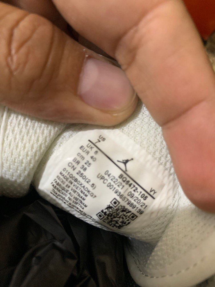 jordan retro 1 grey silver