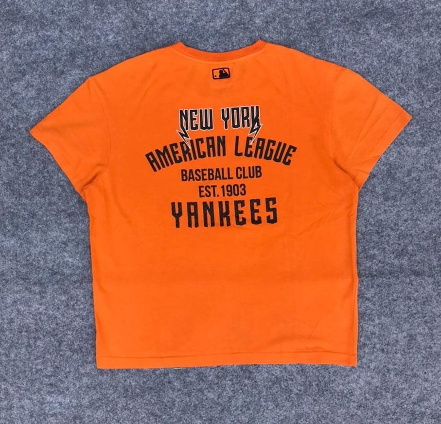 Kaos MLB NY second ori, Fesyen Pria, Pakaian , Atasan di Carousell