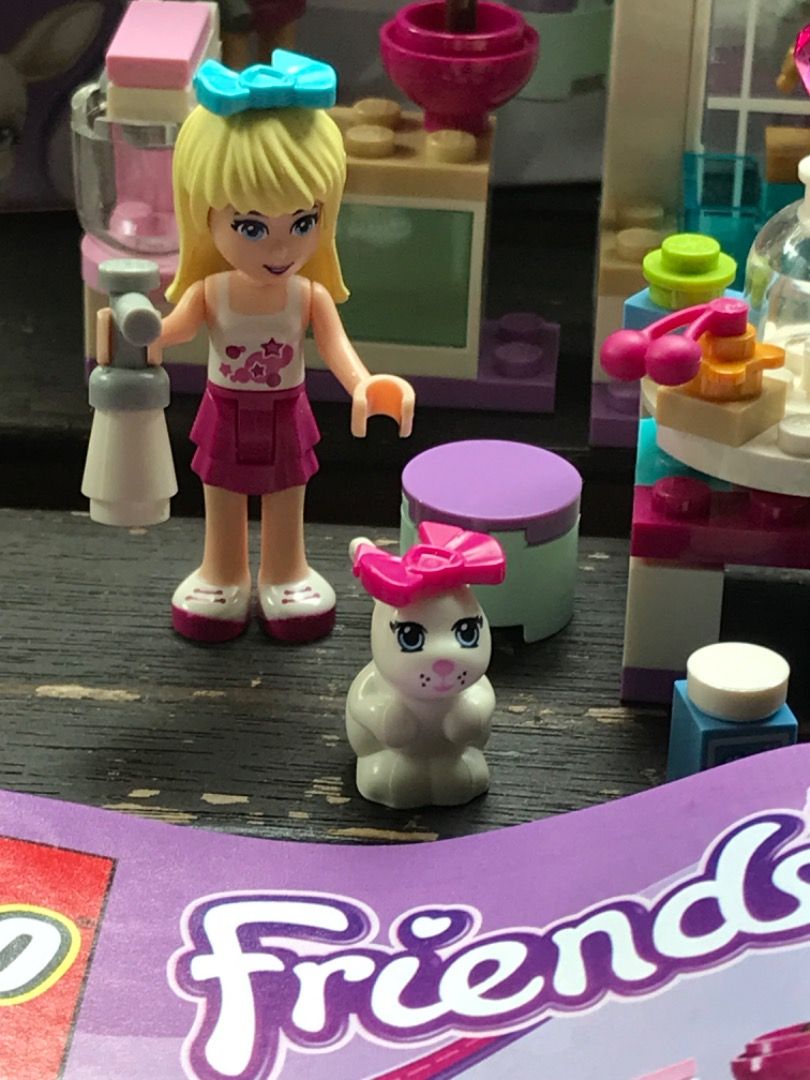 Lego friends stephanie's bakery 2025