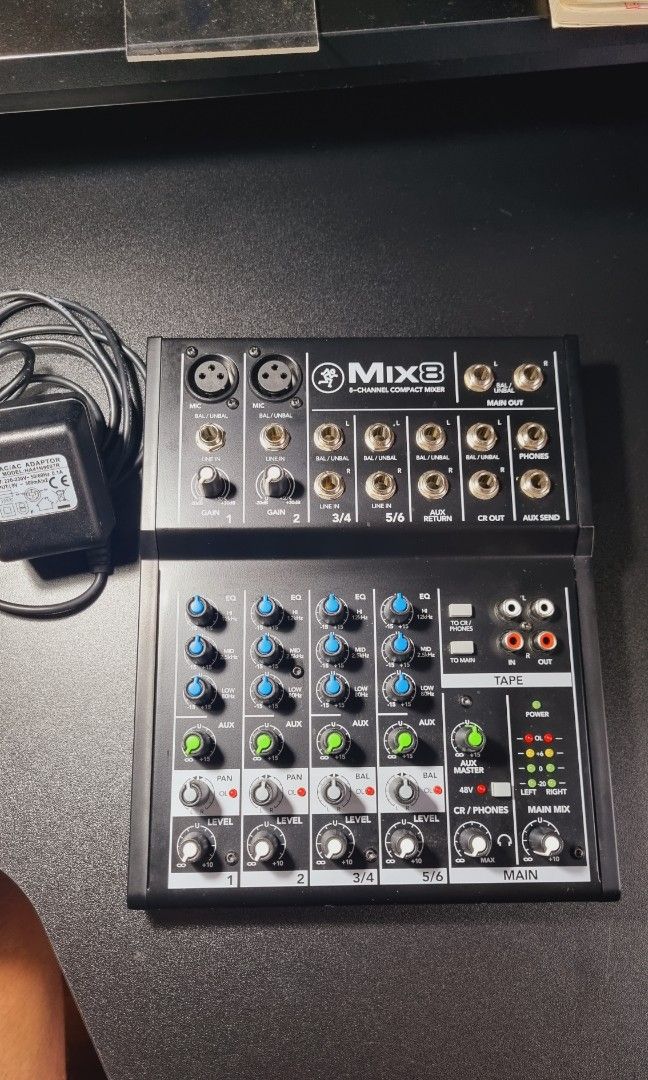 Mackie Mix 8 mixer!, Hobbies & Toys, Music & Media, Musical Instruments