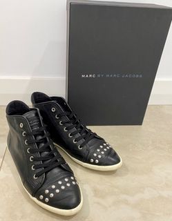 Marc by MARC JACOBS Women's Cara Studded High-Top Sneaker. EU39. Good condition