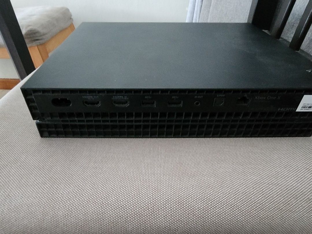 Microsoft Xbox One X won't start, Video Gaming, Video Game Consoles