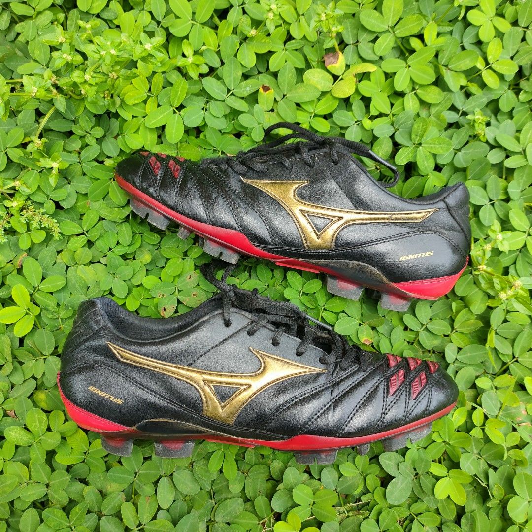 Mizuno ignitus 3 as top wide turf shoes