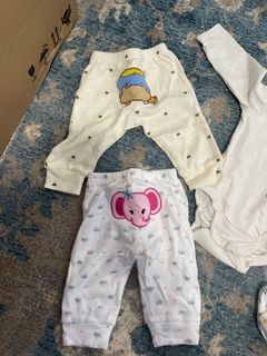 (Category: ) located in . Submitted by NayaCloset (Listing ID 1206591410, Image 1). Description: .