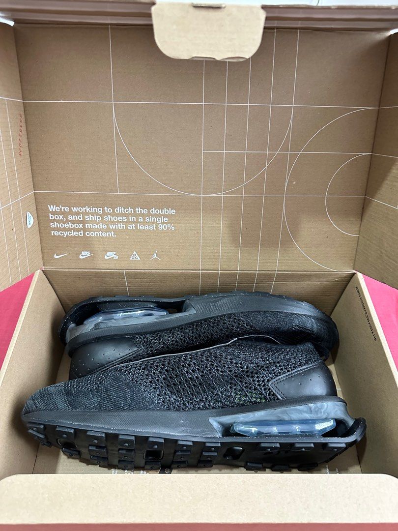 red nike flyknit men's