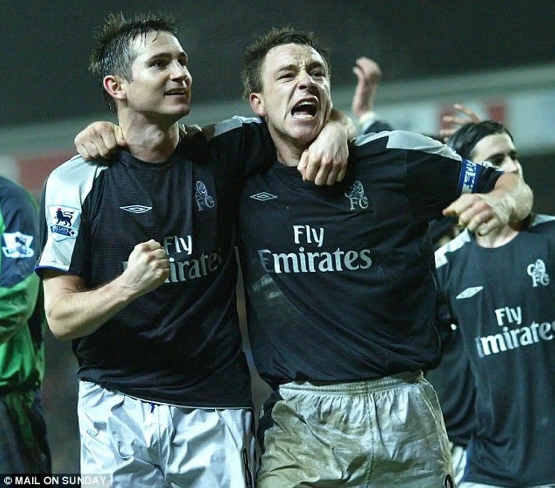 Chelsea 2004 hot sale away kit