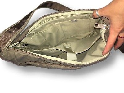 Pacsafe luggage citysafe store 200 gii handbag
