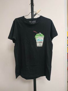 Pull & Bear Man Pocket Series Brain T-shirt Preloved