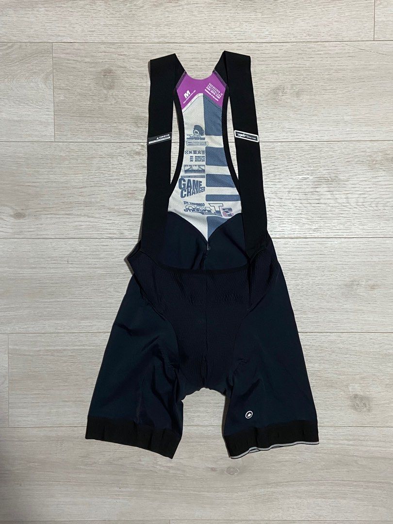Assos PedalED Cycling Bibs, Men's Fashion, Activewear on Carousell