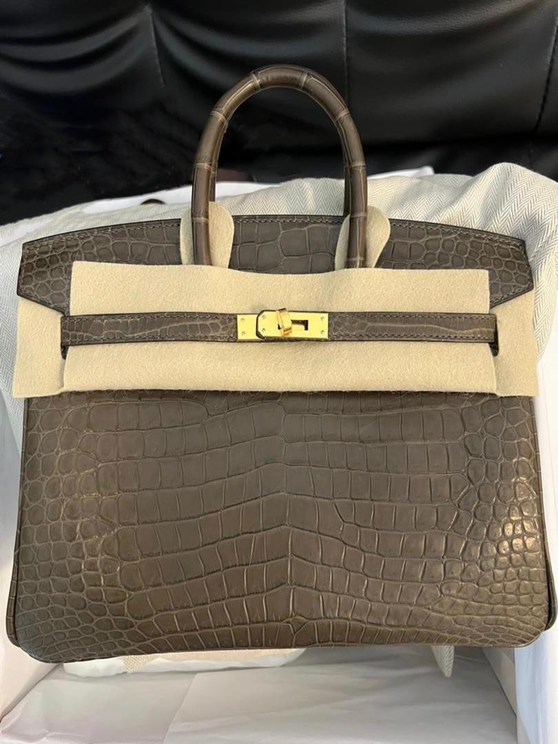 Hermes Birkin 25 Vert Cypress Togo Ghw, Luxury, Bags & Wallets on Carousell