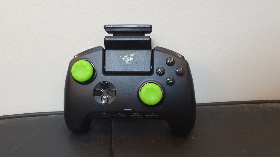 Razer Raiju Controller - Controller for Android (Category: Controllers) located in Quezon City. Submitted by JedliMaster3960 (Listing ID 1206687083, Image 2). Description: (IN PERSON DEAL ONLY, ANYTHING ELSE WILL BE IGNORED) Reason of Selling: Disposing Collection.