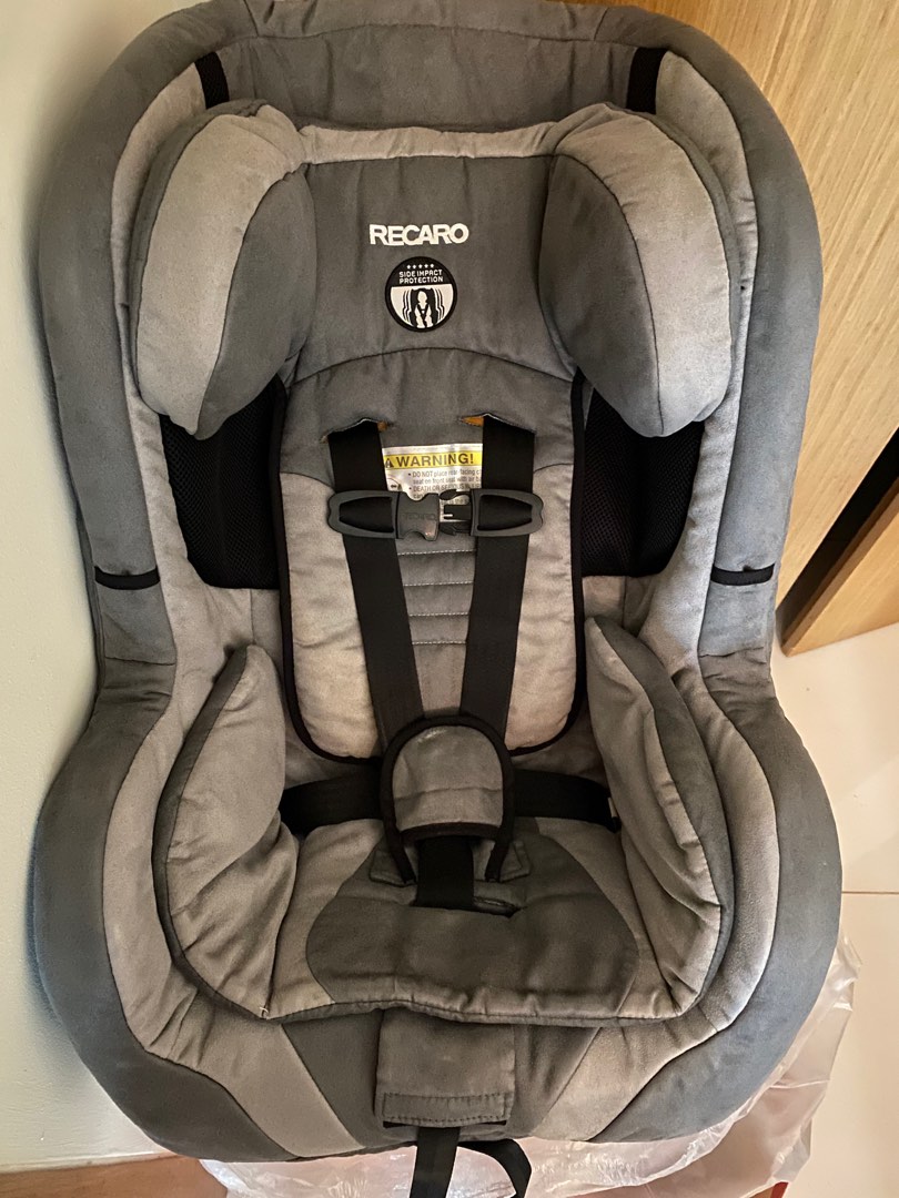 Recaro car seat (toddler and children), Babies & Kids, Going Out, Car