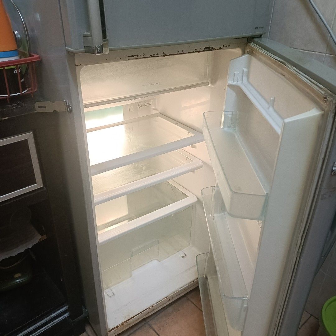 Refrigerator to sell, TV & Home Appliances, Kitchen Appliances