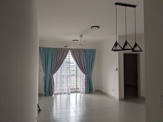 (Category: ) located in . Submitted by asimran (Listing ID 1206588301, Image 1). Description: .