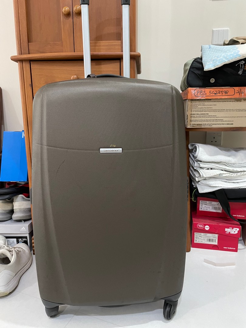 Samsonite Luggage Hobbies Toys Travel Luggage On Carousell