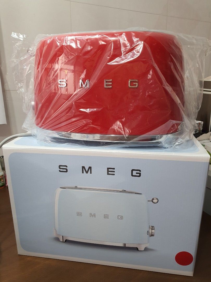 SMEG Kettle 1.7L & Toaster BN Red, TV & Home Appliances, Kitchen