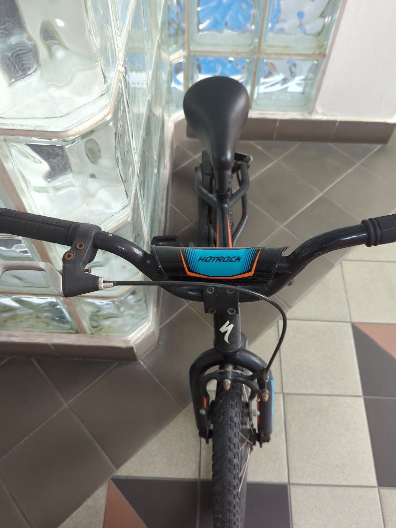 Specialized hotrock 16