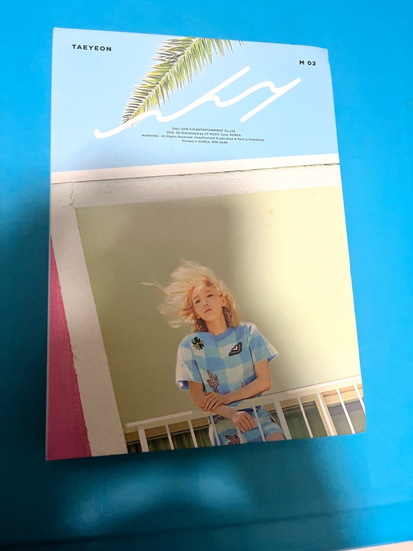 太妍Taeyeon專輯 WHY 淨專, 興趣及遊戲, 收藏品及紀念品, 韓流 - Carousell