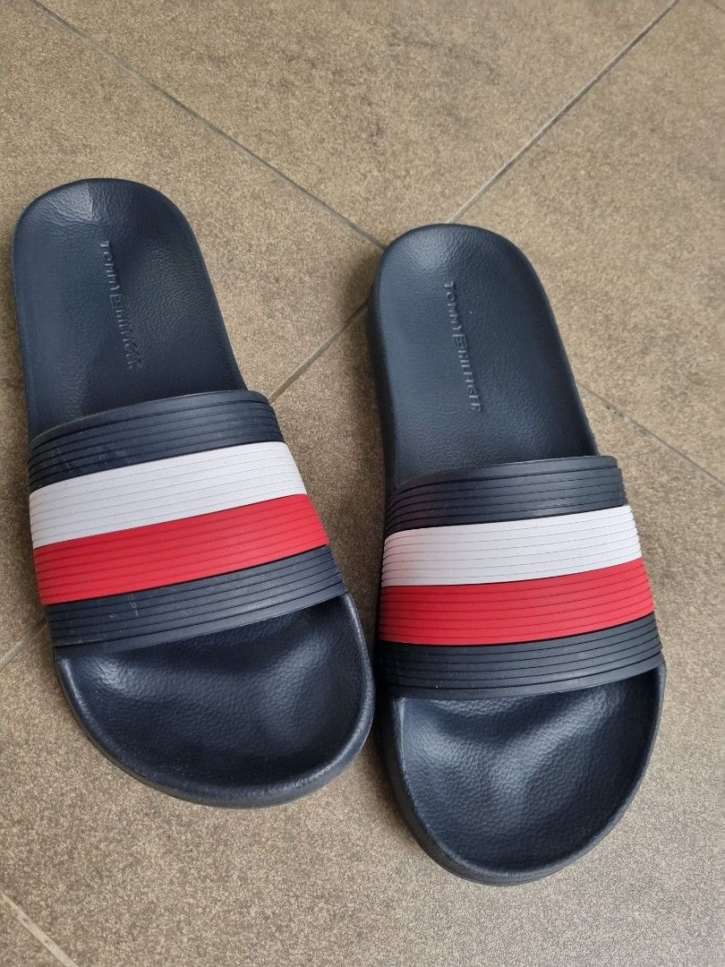tommy hilfiger flip flop sandals