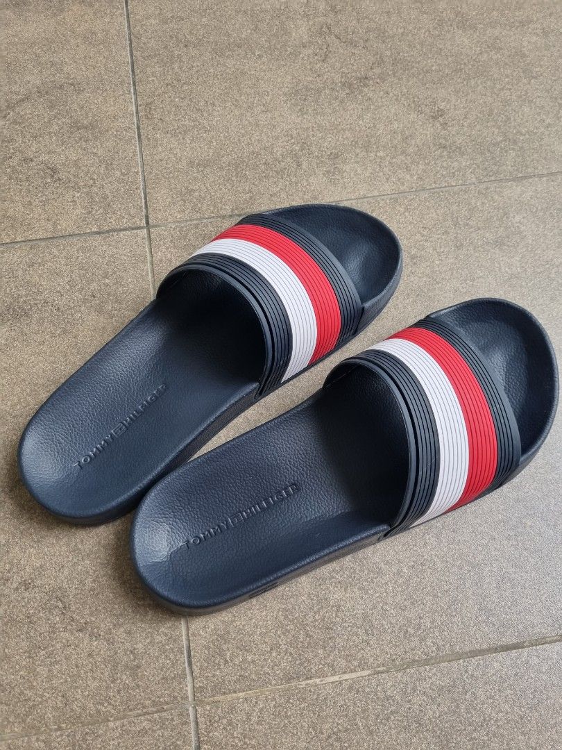 tommy hilfiger flip flop sandals