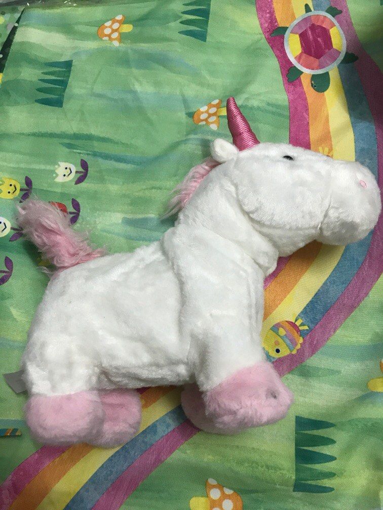 Unicorn (not functioning) (Category: Toys & Games) located in Batu Caves. Submitted by kynkyn_ (Listing ID 1206559336, Image 1). Description: 24cm L 20cm H Conditon as in picture.