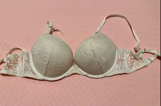 Victoria's Secret, Intimates & Sleepwear, 34c 34b Vs Bra Lace Unlined  Plunge Bra In Burgundy